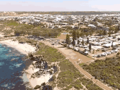 ﻿BURNS BEACH SUNSETS VILLAGE
