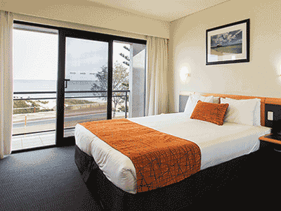 QUALITY RESORT SORRENTO BEACH